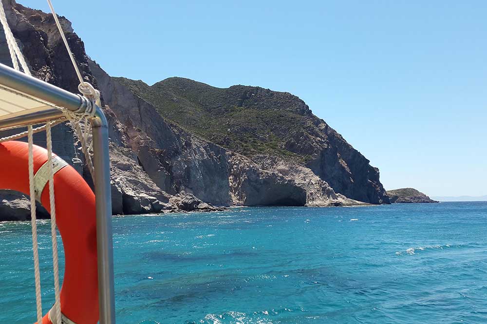 sparos croisières quotidiennes croisières privées bateau journée excursion île de Paros 3